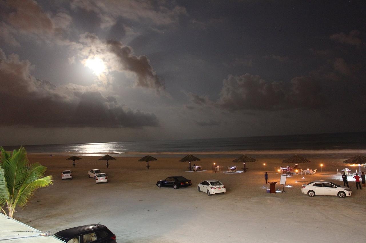Beach Resort Salalah Exteriör bild