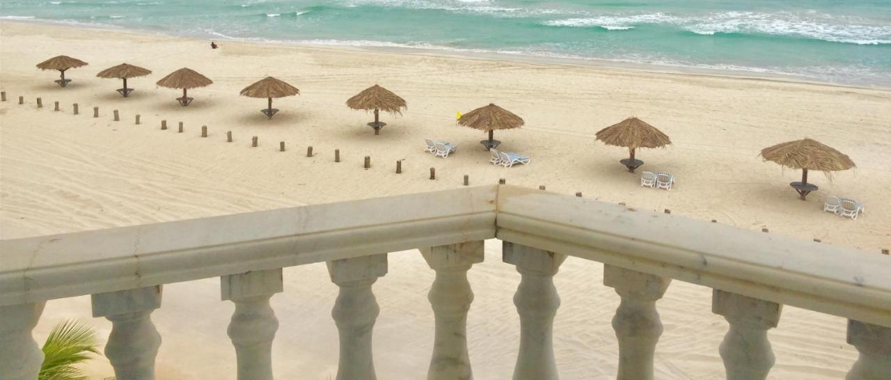 Beach Resort Salalah Exteriör bild